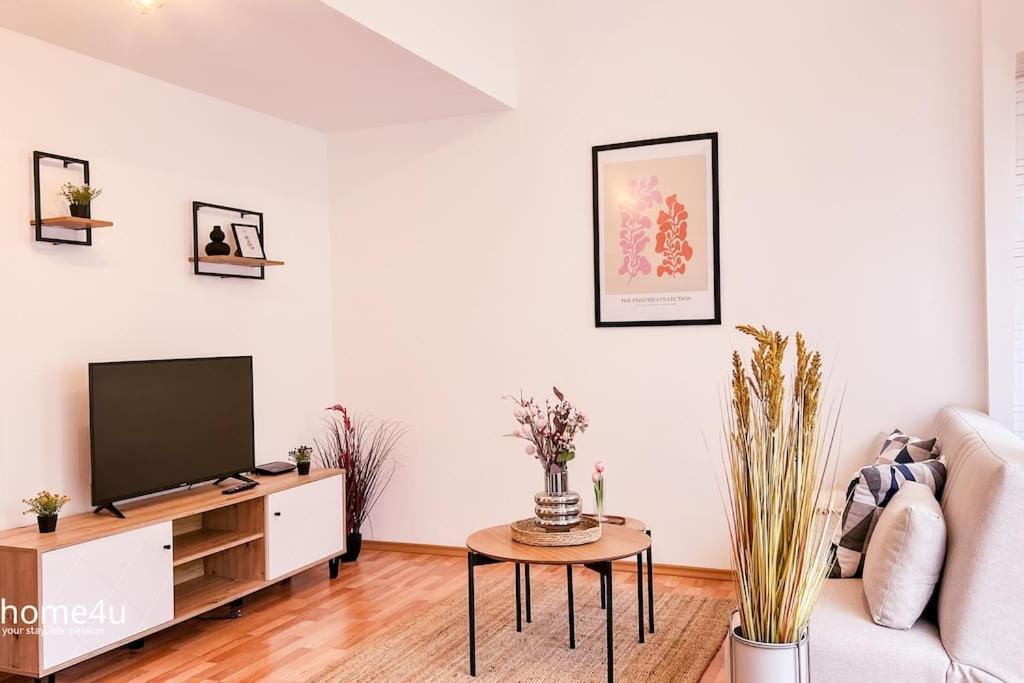 City-Suite, Zentral / Tiefgarage Straubing Exteriör bild